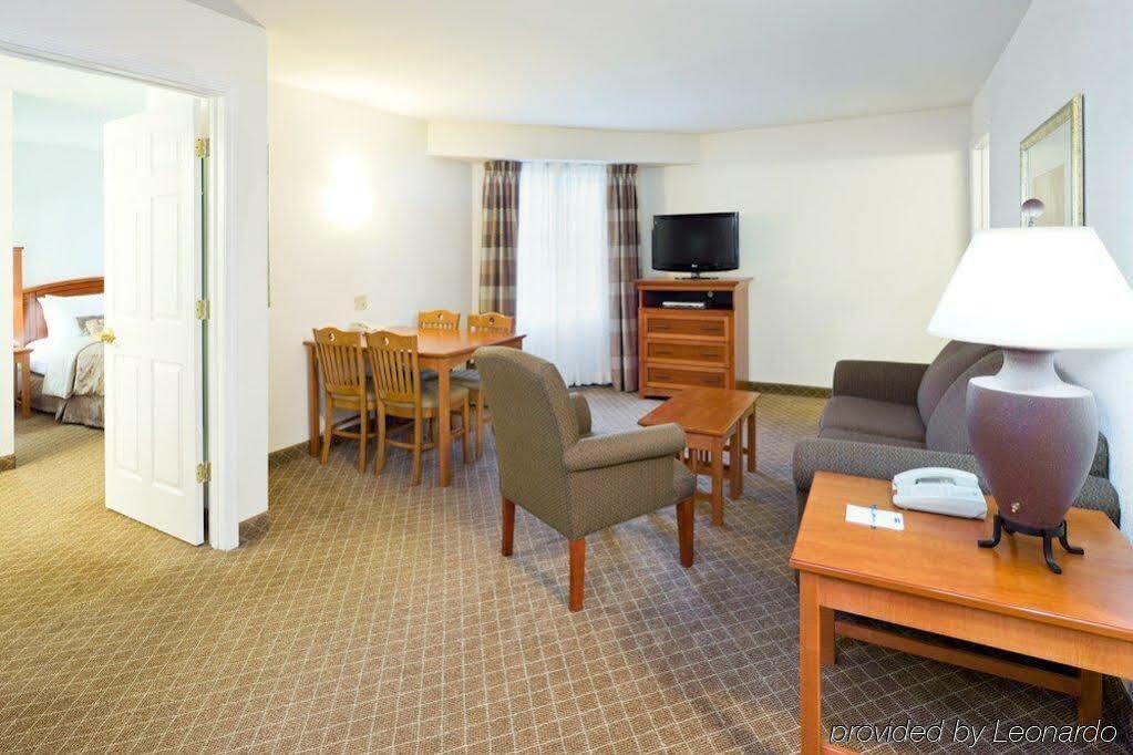 Staybridge Suites-Philadelphia/Mount Laurel, An Ihg Hotel Bagian luar foto
